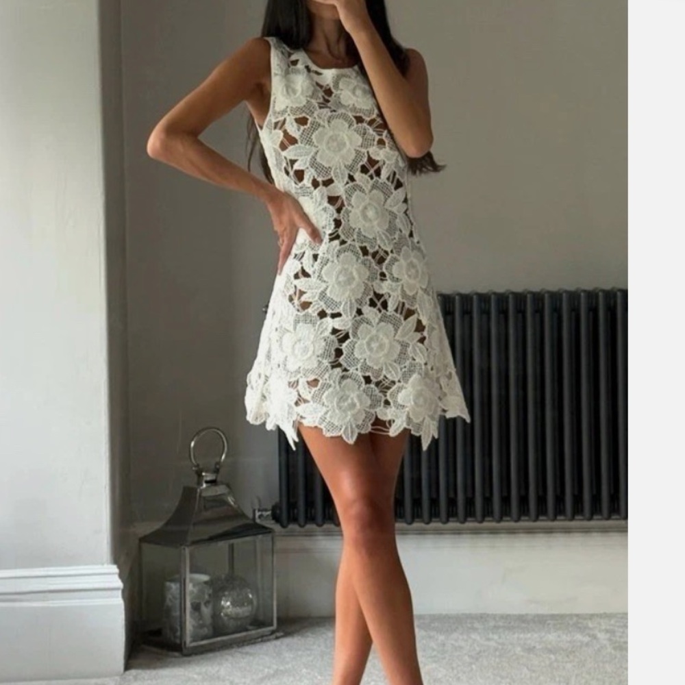 Zara Cream floral crochet knit short mini dress